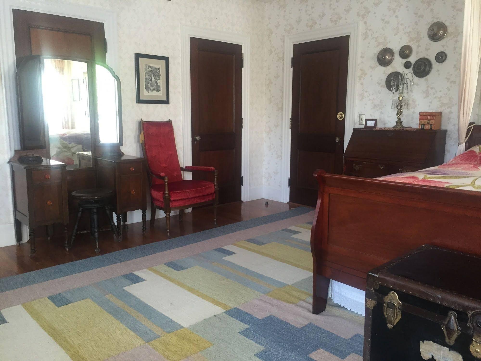 أوبورن Munroe Inn Boutique Hotel المظهر الخارجي الصورة